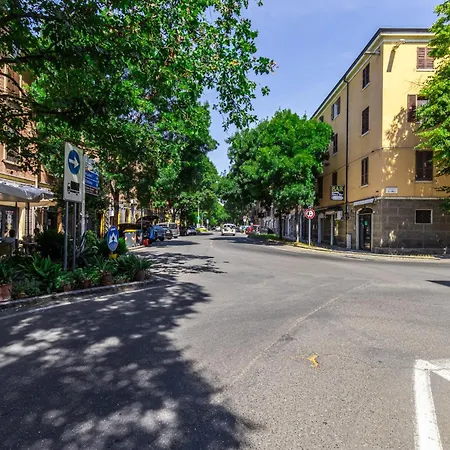 Enzo Ferrari Museum -wifi, Train Station And Parking 公寓