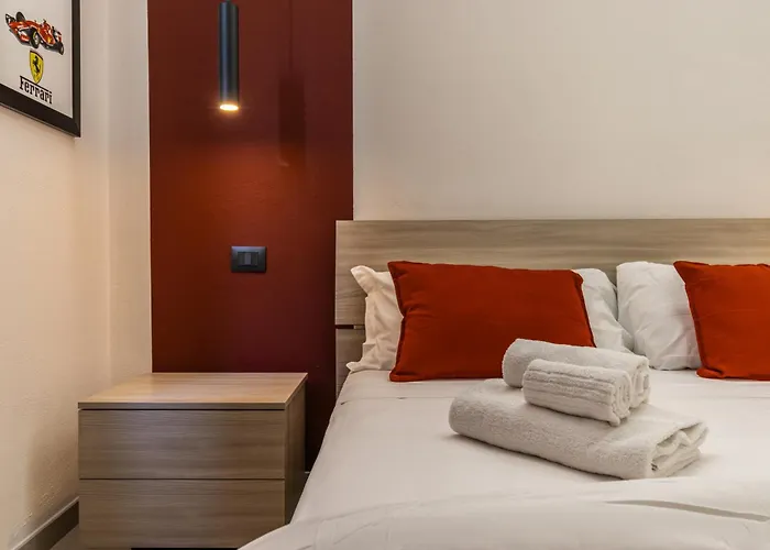 Enzo Ferrari Museum -wifi, Train Station And Parking 公寓 *