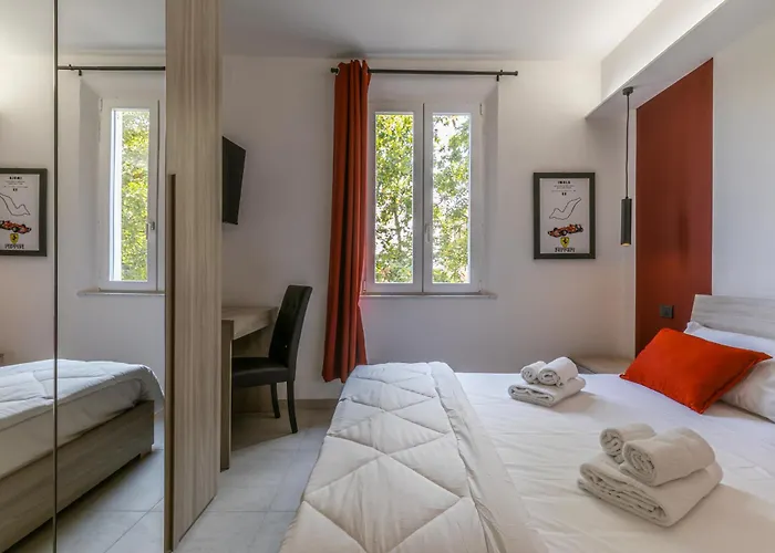 公寓 Enzo Ferrari Museum -wifi, Train Station And Parking 摩德纳