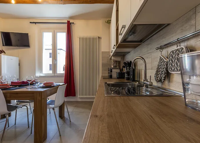 公寓 Enzo Ferrari Museum -wifi, Train Station And Parking 摩德纳