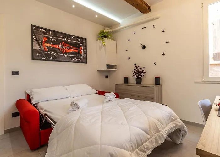 公寓 Enzo Ferrari Museum -wifi, Train Station And Parking *