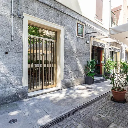 Enzo Ferrari Museum -wifi, Train Station And Parking * Модена