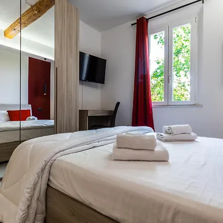 Enzo Ferrari Museum -wifi, Train Station And Parking *