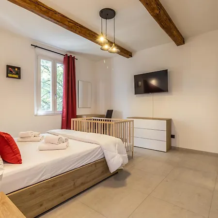 Enzo Ferrari Museum -wifi, Train Station And Parking Апартаменты Модена